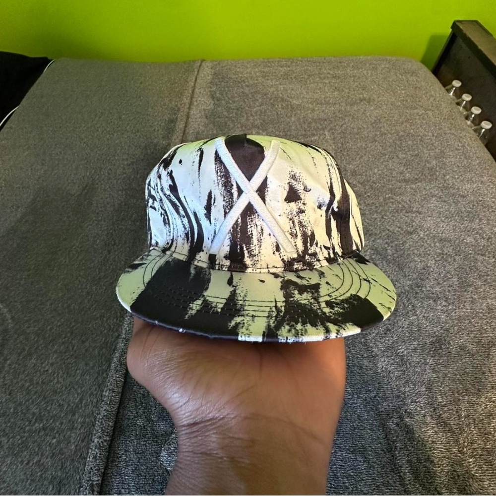 Black & White Unisex Hat